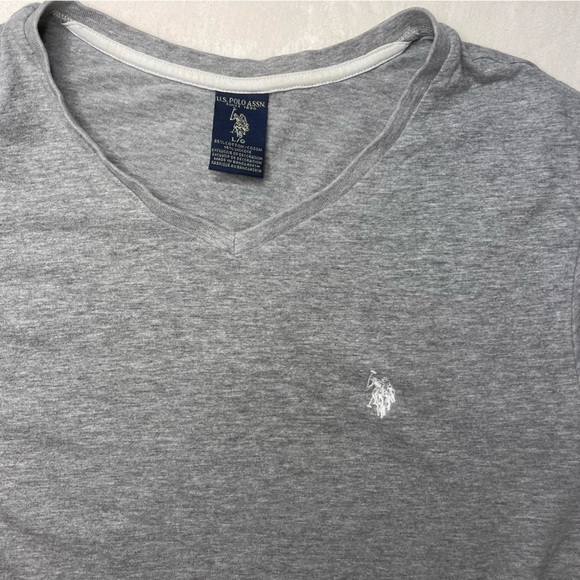 U.S. Polo Assn T-Shirt - Picture 2 of 2